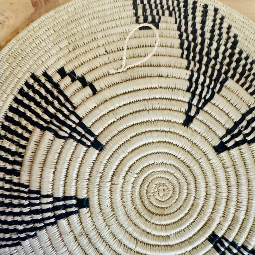 Handwoven African Sisal Wall Basket – Black & Natural Geometric 12” - Picture 3 of 7